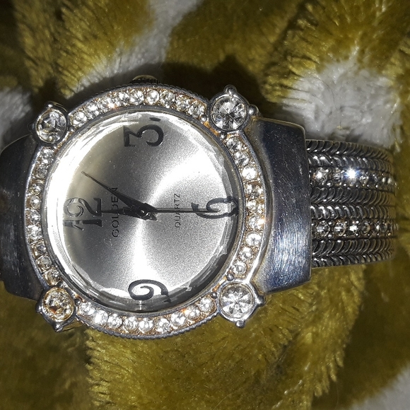 Geneva Elite bracelet Watch w/ cz - Picture 2 of 12